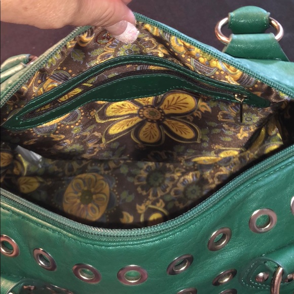 Moshion Green and Silver Bag - Picture 7 of 13